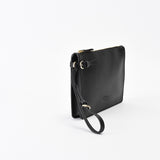 イタリアンレザーを使用したメンズ向け本革クラッチバッグ