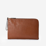 シボ革のメンズ用クラッチバッグ