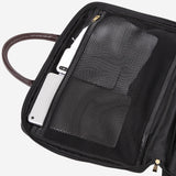 本体にナイロンの約7倍の強度を誇るコーデュラ素材のメンズ向けブリーフケース