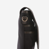 ビジネスと休日の両方使える2wayバッグインバッグ