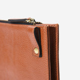 シボ革のメンズ用クラッチバッグ