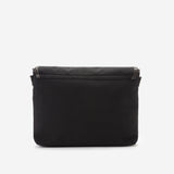 ビジネスと休日の両方使える2wayバッグインバッグ