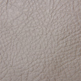 高いデザイン性と、B4サイズも入る収納力を誇る本革ブリーフケース