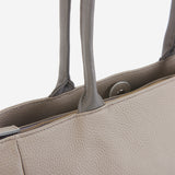 極厚の本革を使用したGOLDMENのメンズ向けトートバッグ