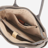 極厚の本革を使用したGOLDMENのメンズ向けトートバッグ