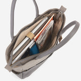 極厚の本革を使用したGOLDMENのメンズ向けトートバッグ