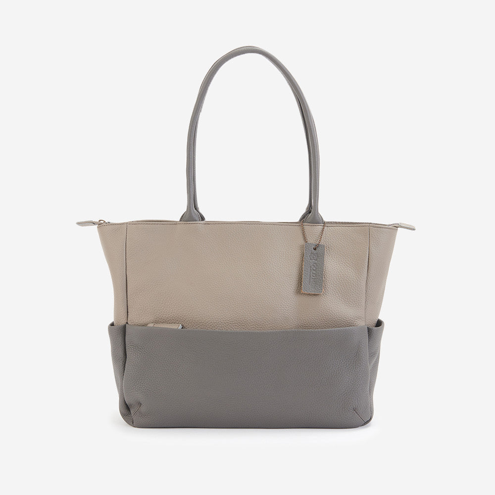 極厚の本革を使用したGOLDMENのメンズ向けトートバッグ