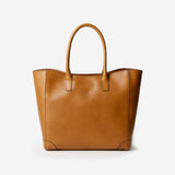 ポケットが豊富にあり収納力も抜群な本革ビジネストートバッグ