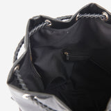 機能性抜群の巾着タイプ本革ナップサック