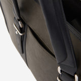 付属ショルダーで肩掛けもできる2wayメンズビジネスバッグ