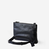 本革 サコッシュ