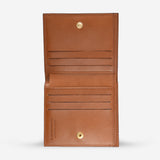 二つ折りタイプでコンパクトに携帯できる本革メンズ向け財布