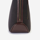 収納力にも優れた本革ビジネス向けブリーフケース