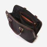 収納力にも優れた本革ビジネス向けブリーフケース