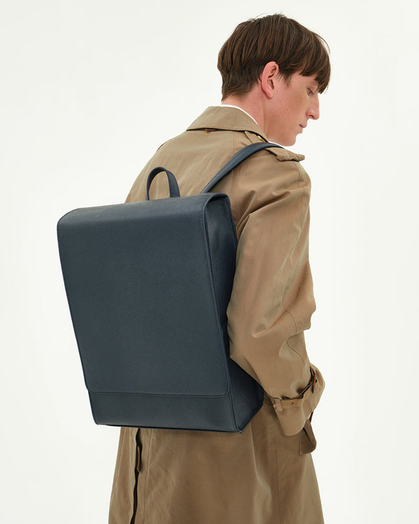 メンズビジネスバッグ・革製品のTRANSIC