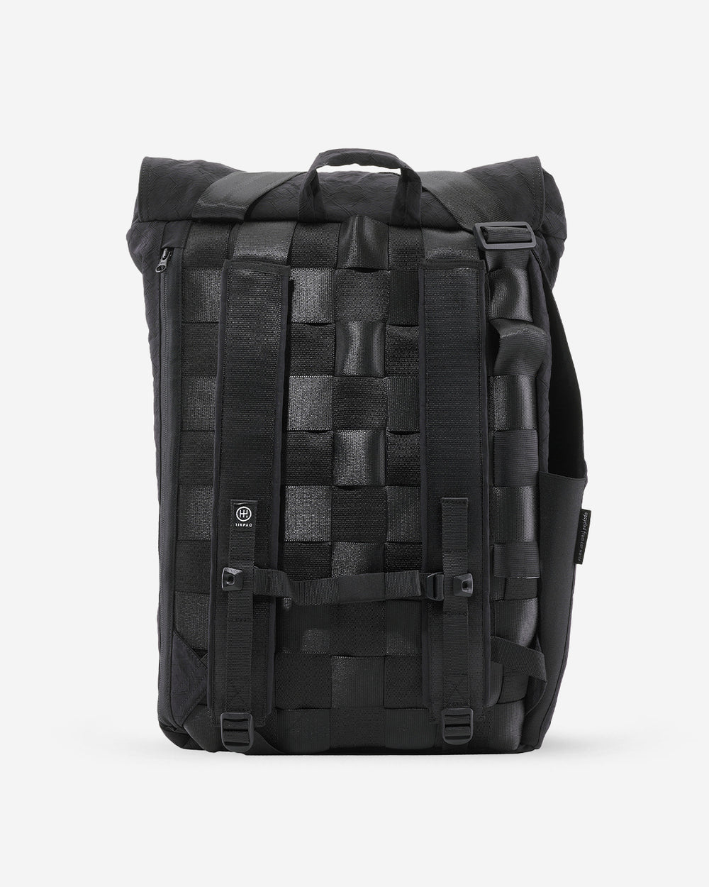 車の廃材をアップサイクル バックパック L | AIRPAQ エアパック 車の廃材をアップサイクル バックパック L | AIRPAQ エアパック