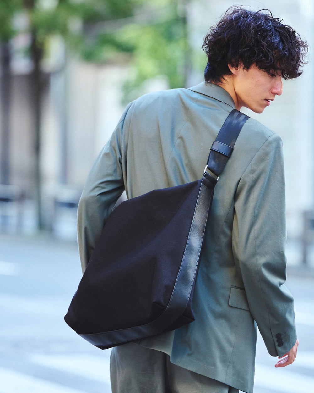 a2oバック 50%OFF/耐水】OVER LOGO ミニショルダーバッグ / anello