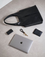 [ 予約商品 ] 軽量×本革防水ビジネストート