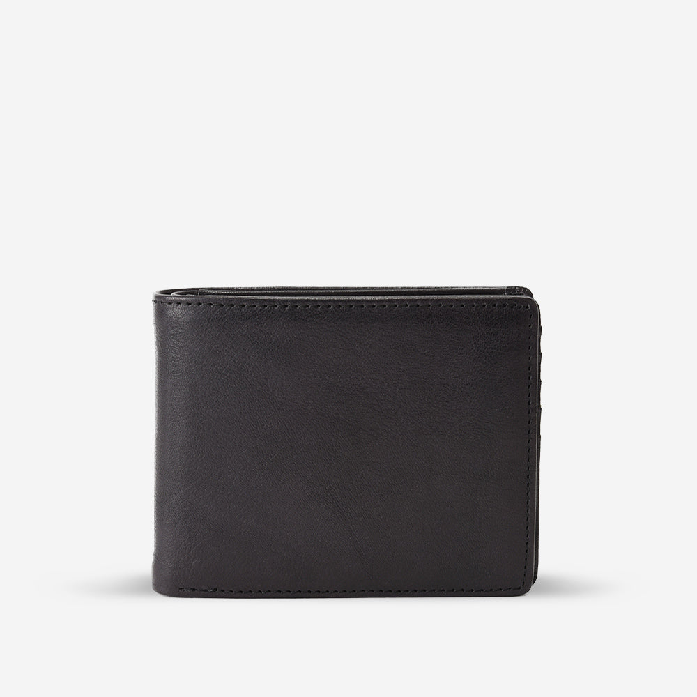 ボックス型の小銭入れのある本革の二つ折り財布